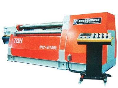 數控（kòng）液壓卷板（bǎn）機
